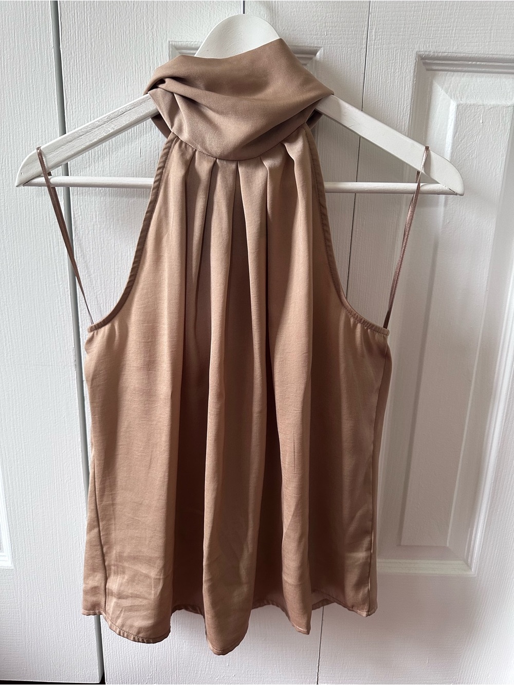Banana Republic Satin Shell Top in Light Tan